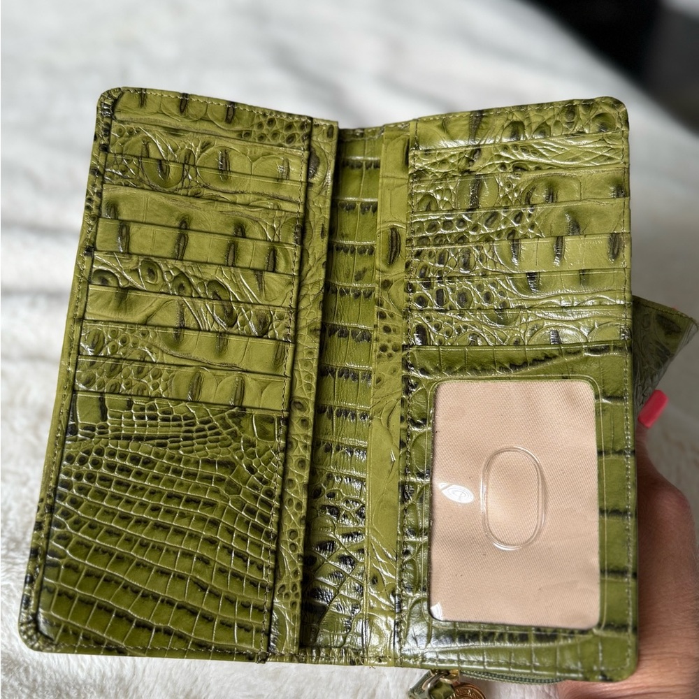 Brahmin Veronica Trifold Wallet - Picture 2 of 4